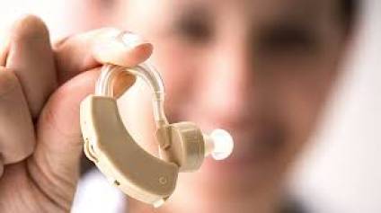 El Club de Leones entregó medicamentos al Hospital Ángel Marzetti y busca audífonos