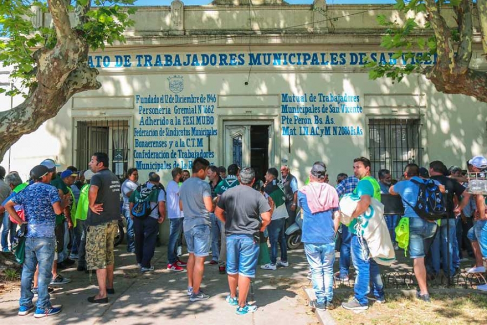 Se desató una crisis política en San Vicente y desde Cañuelas suman apoyo a los trabajadores