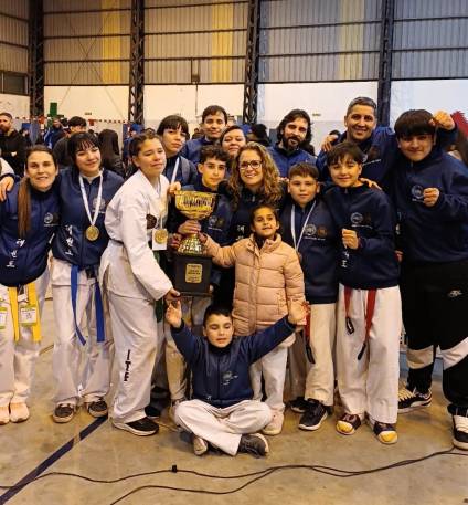 Taekwondo: la Escuela Sol de Oro busca recaudar fondos para viajar a Jujuy
