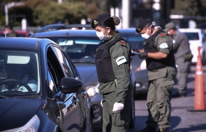 ¿Qué hacer si te quieren multar por transitar con el registro vencido, pero dentro de la prórroga?