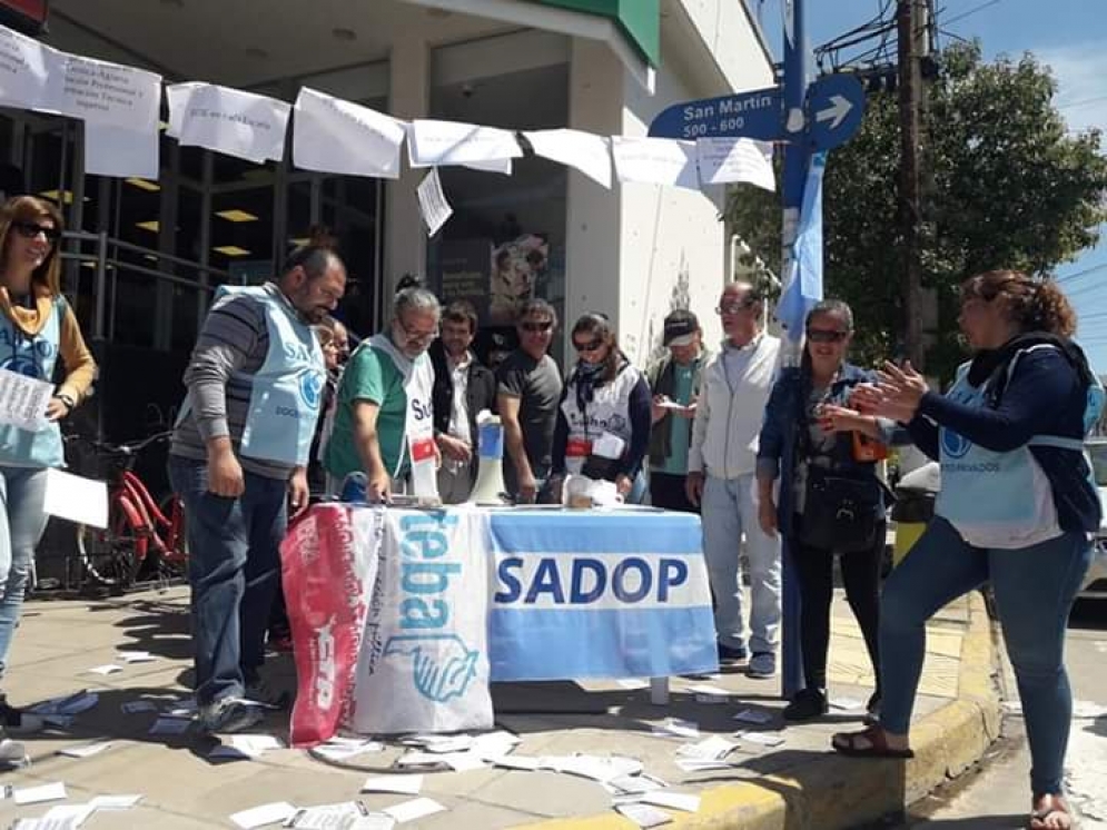 Papelazo docente en Cañuelas