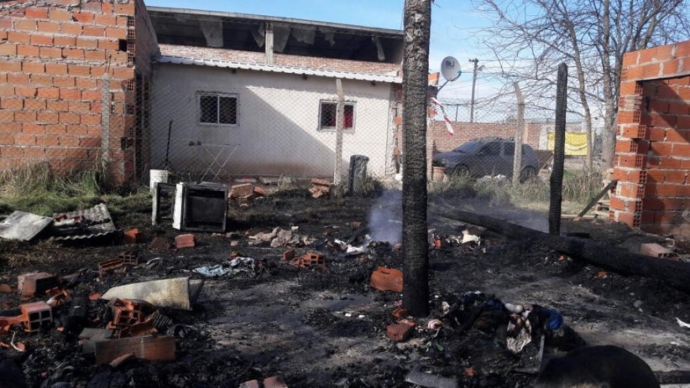 Devastador incendio en el barrio San Roque