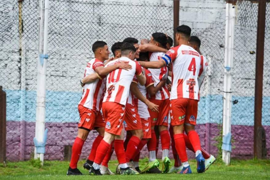 Cañuelas perdió con la UAI pero mantuvo la categoría