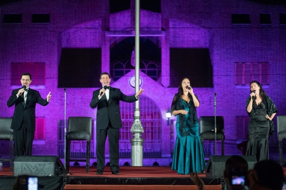 En el show en vivo se interpretarán grandes clásicos del género lírico y canciones populares, entre otros.  