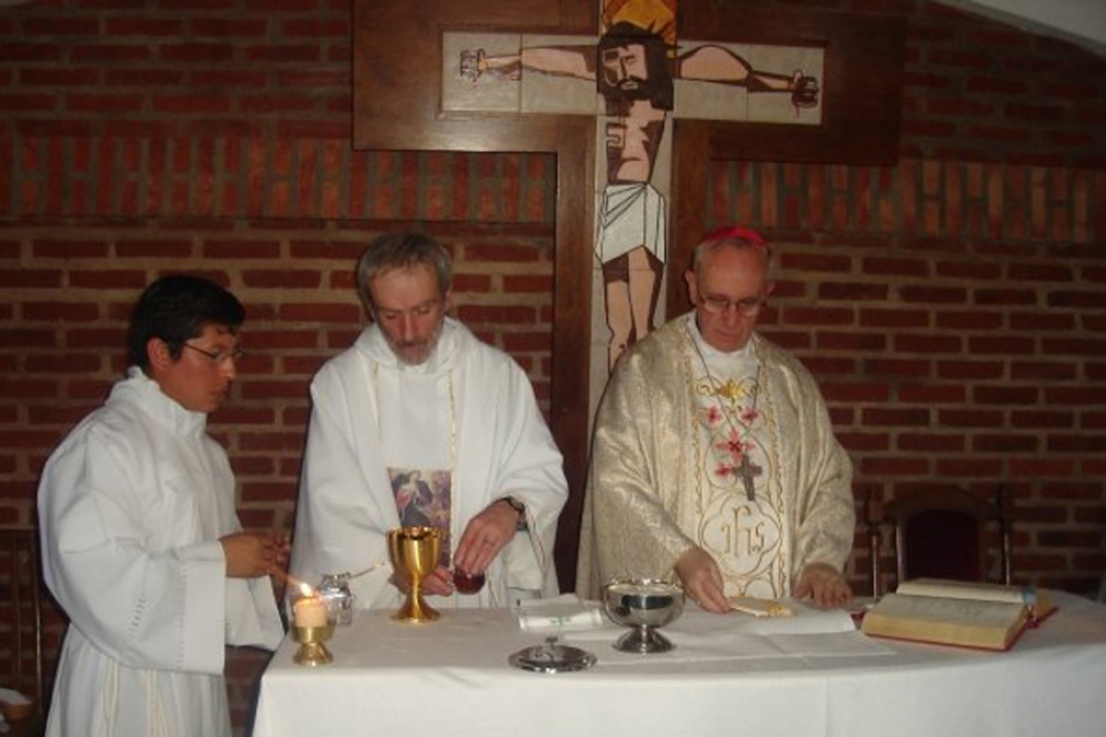Amistad y cercanía: El Padre Ale y el Papa Francisco en La Garita.
