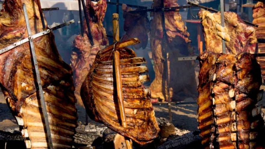 La Escuela Don Bosco prepara un gran asado Comunitario