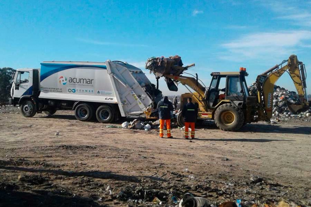 Comenzó el proceso de saneamiento y cierre del vertedero municipal