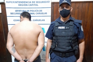 Romero, esposado en la Comisar&iacute;a 1&deg;. 