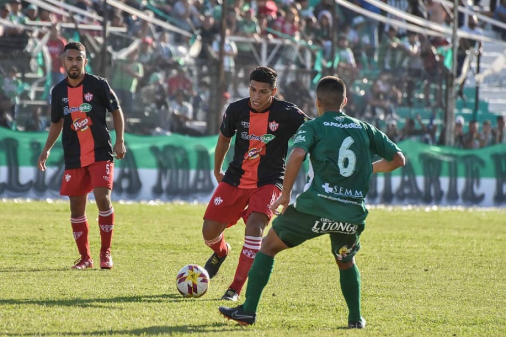 El último cruce fue 1-1 en Lafe, en abril de este año.