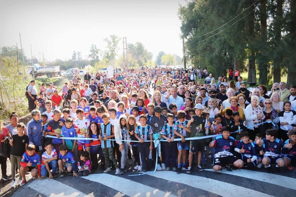 El tradicional corte de cintas, pasado el mediodía de este viernes.