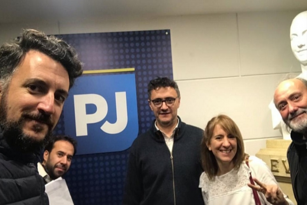 Los integrantes del FUC en la sede del PJ.