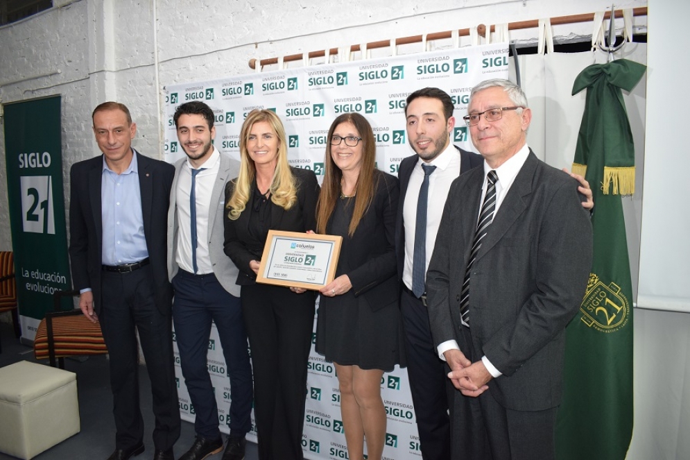 Marisa Fassi y Gustavo Arrieta en la Inauguración del Centro de Aprendizaje de la Universidad Siglo XIX en Cañuelas