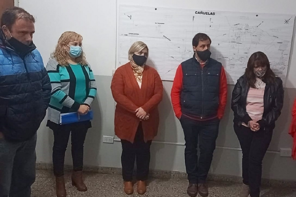 Tras abandonar el recinto, Juntos por el Cambio brindó una rueda de prensa