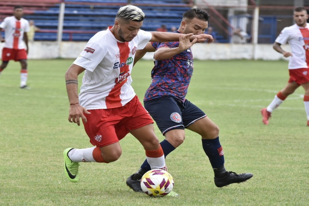 Tras empezar ganando, el Rojo sufrió una dura derrota. /Foto:Jonathan Argañaraz.