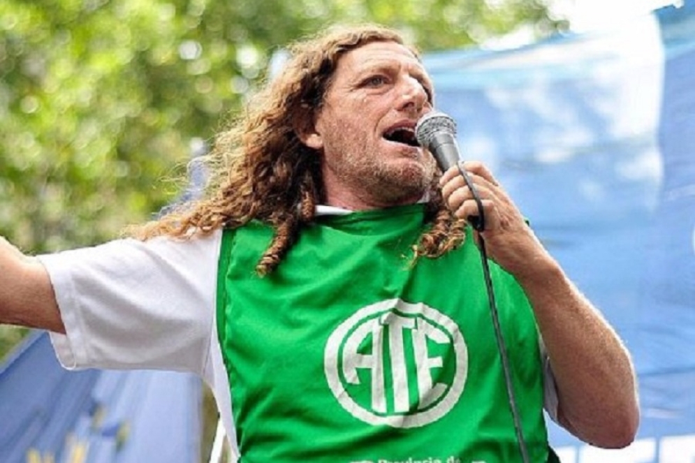 Llamó a &quot;volver a las mejores tradiciones del peronismo&quot;.