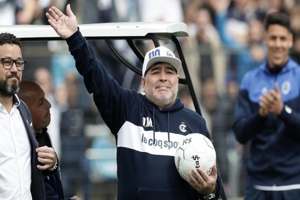 Maradona técnico de Gimnasia: ¿Como lo viven los cañuelenses hinchas del Lobo?