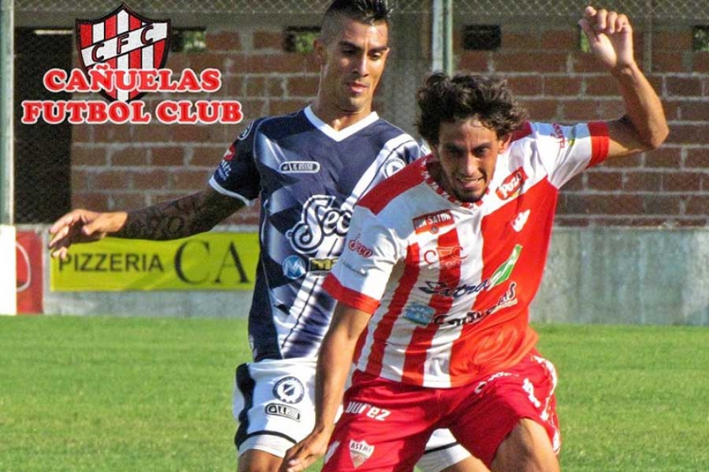Acosta estará varios meses sin jugar. 