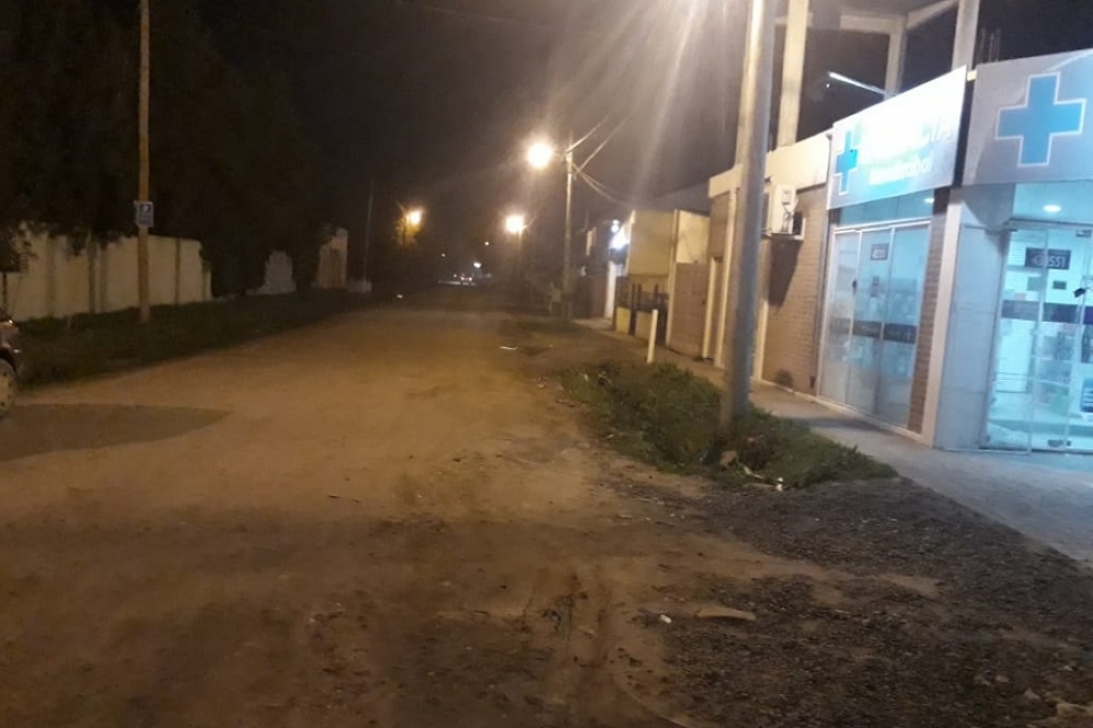 Las calles del Barrio la Verónica en la noche de este lunes. 