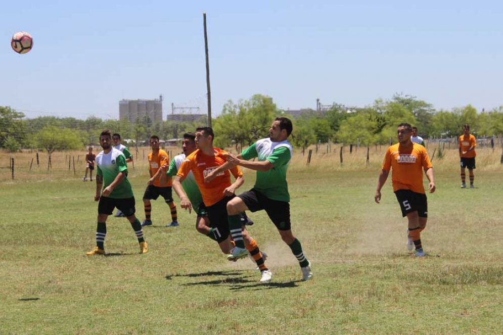 Atlético Sur se impuso por 3 a 2 a San Esteban. 