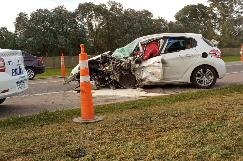 Los vehículos chocaron de frente en el kilómetro 68 de la Ruta 205