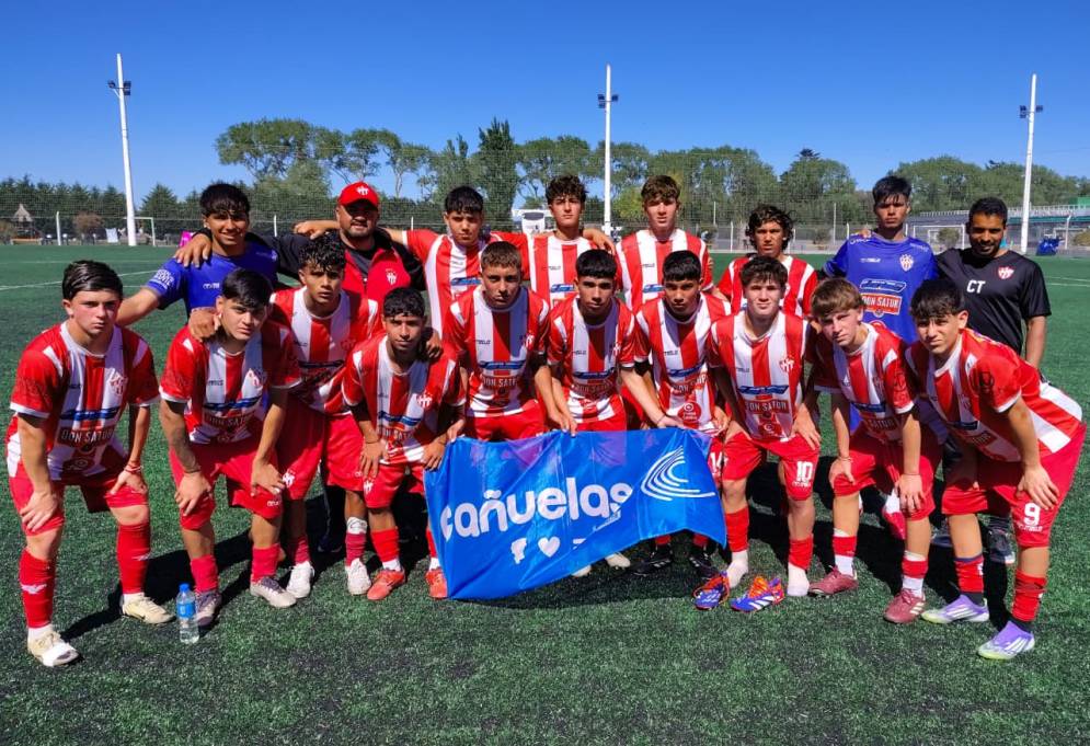 La 2009 albirroja se aseguró la medalla.