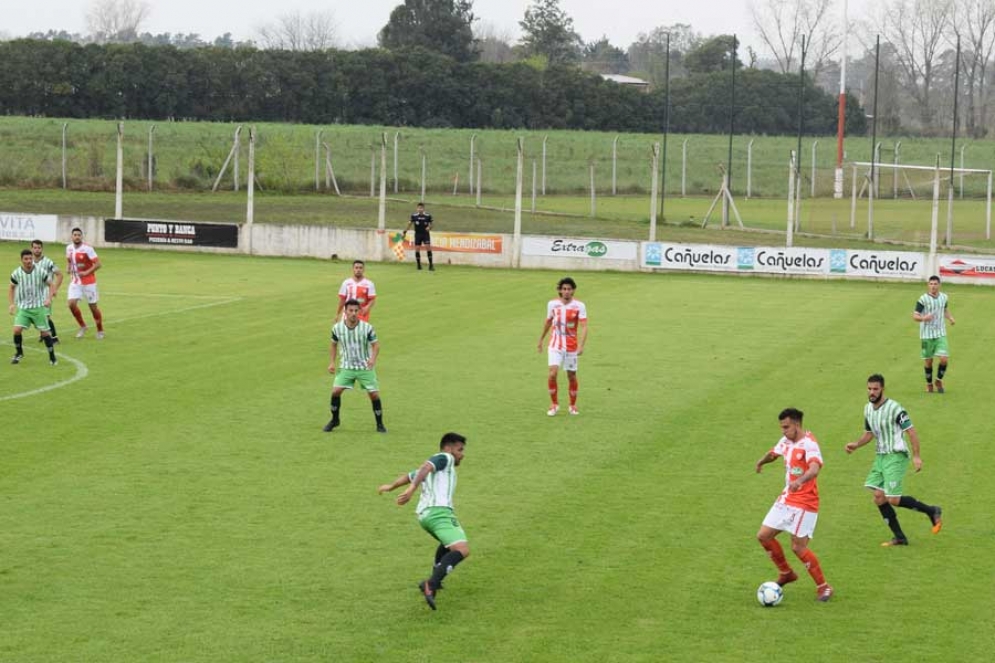 Cañuelas empató con Laferrere en el estadio Jorge Arín. 