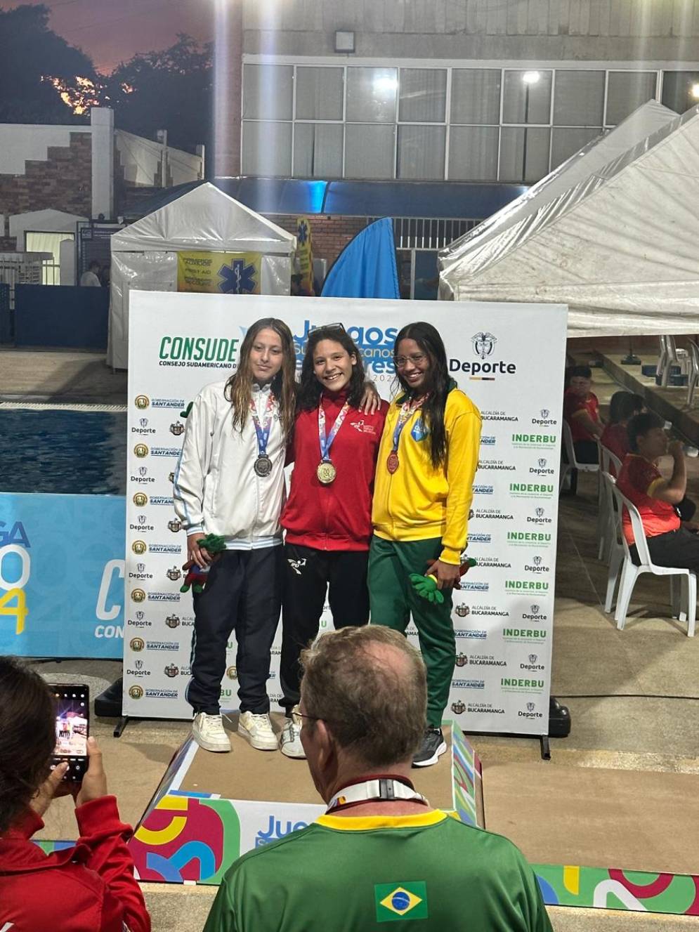 Constanza, la primera a la izquierda, en su última participación en Colombia.