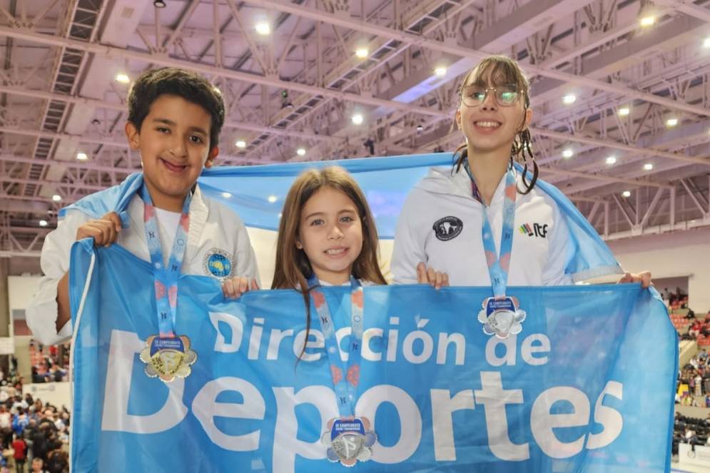 Joaquín, Francesca y Delfina.