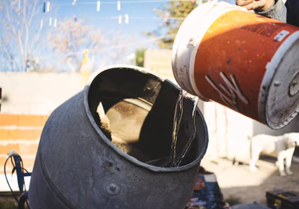 La mezcladora y la bomba de agua fueron recuperadas por la policía de Uribelarrea.