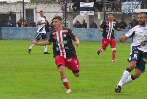 Mart&iacute;nez se lesion&oacute; en el partido con Merlo. 