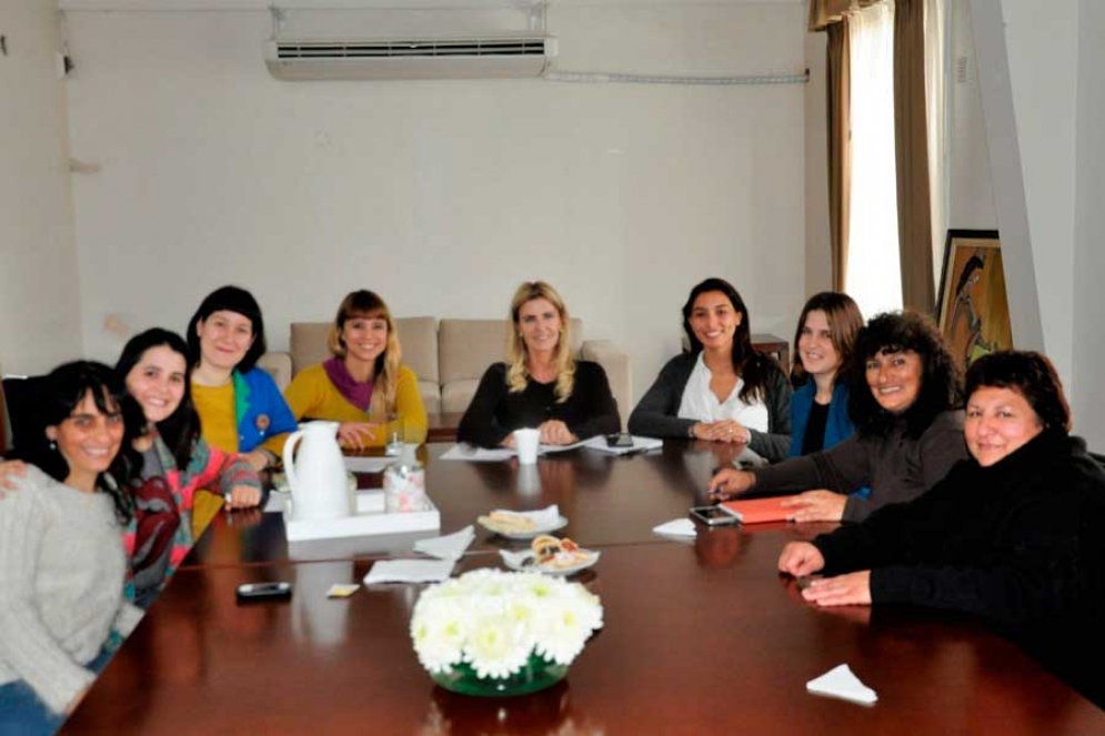Proyectan la creación de la Comisión de Género en el HCD