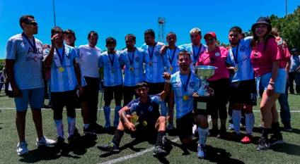 Junior Fernandes volvió a gritar campeón con “Los Murciélagos”