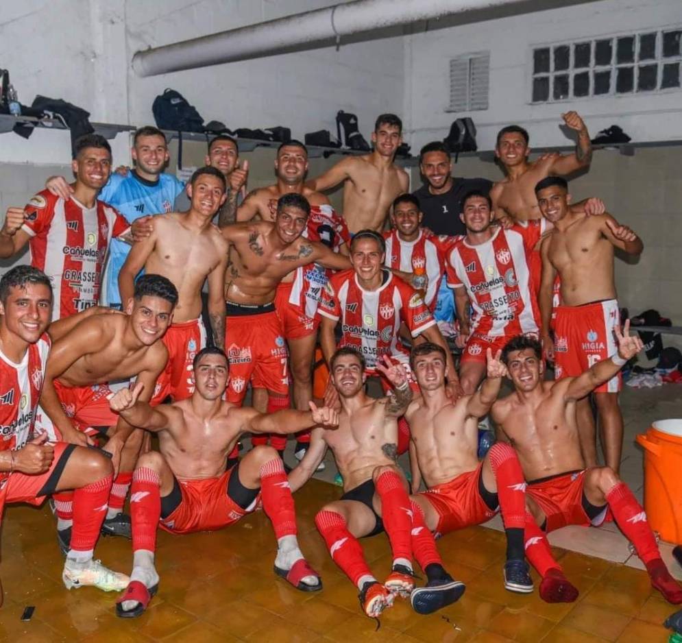 El plantel lo festejó a pleno. Ph: prensa CFC.