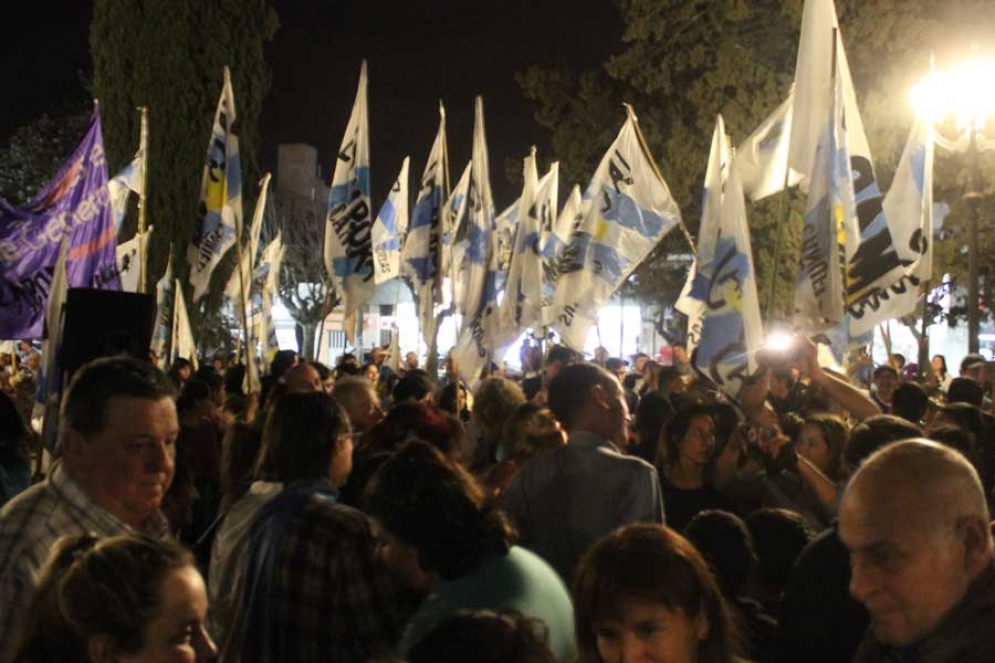 #FuerzaCristina, el lema que juntó unas mil personas en Cañuelas