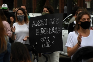 A las 18 horas se anuncian lluvias en la ciudad. 