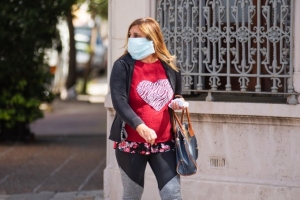 Tambi&eacute;n recomiendan usarlos al aire libre. 