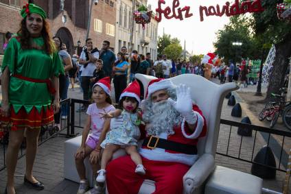 "Pap&aacute; Noel" recibir&aacute; cartitas en la Plaza San Mart&iacute;n