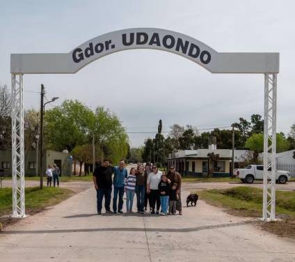 Se inauguró el asfalto del Camino del 72 en Udaondo