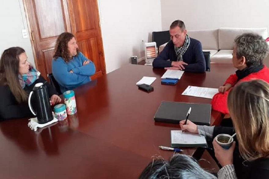 Una comitiva de ATE mantuvo una reunión con Arrieta en la casa de gobierno