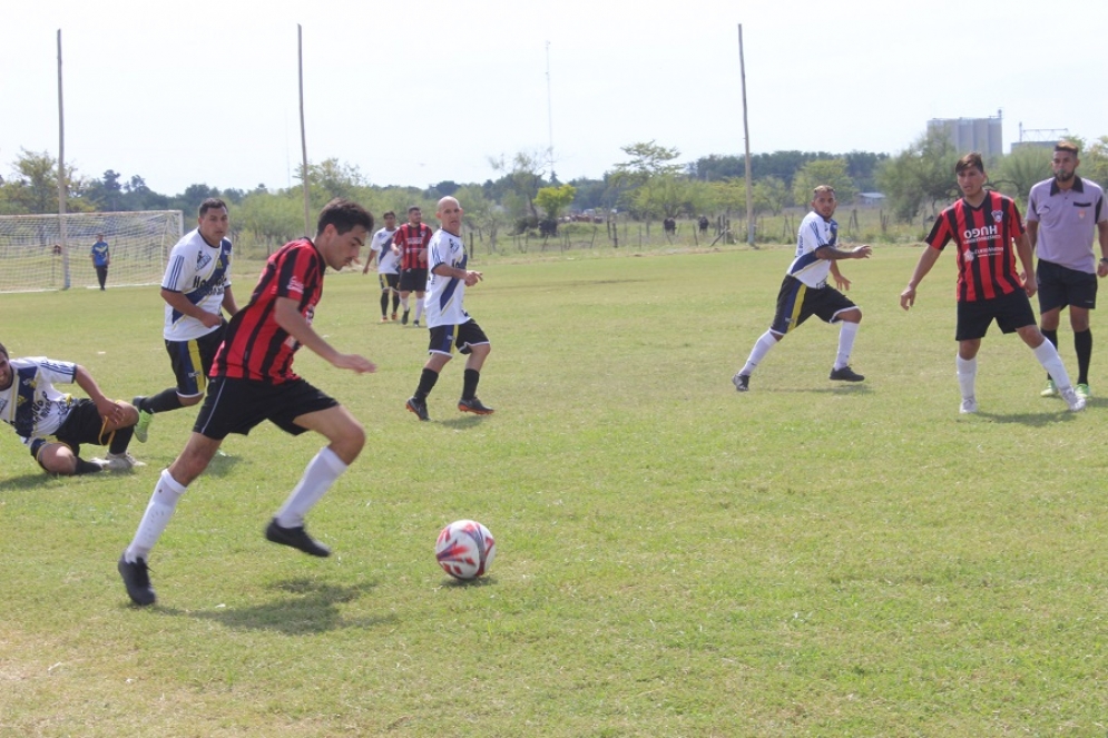 Rossonero y El Depor empataron dos a dos. 