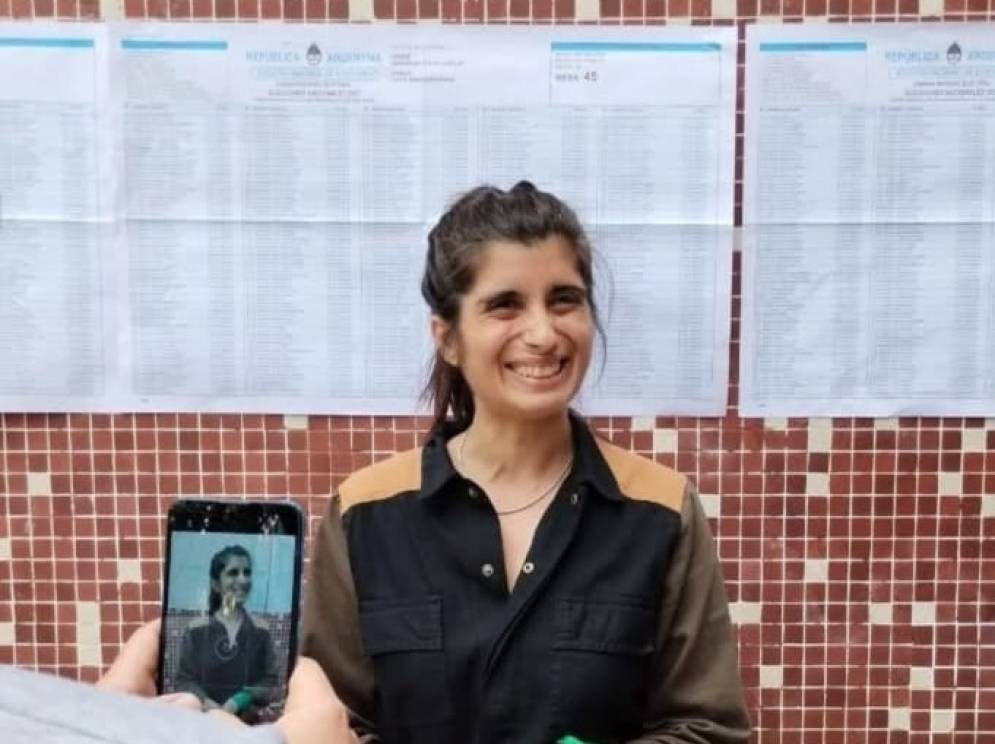 Jesica Lavia, ya la referente de la Izquierda en Cañuelas. 