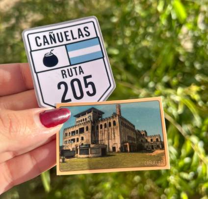 Los stickers de Cañuelas que son tendencia