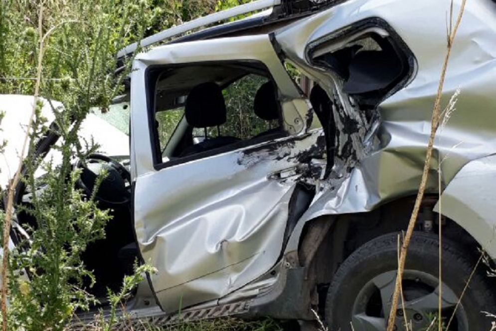 Un tren arrolló una camioneta en el paso a nivel de Uribelarrea