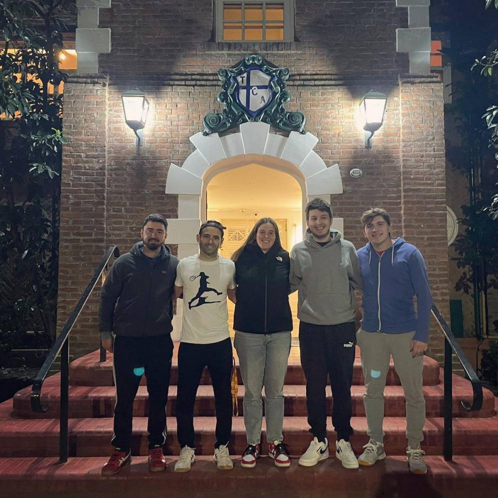 El equipo del club Cañuelas hizo historia en el TCA.