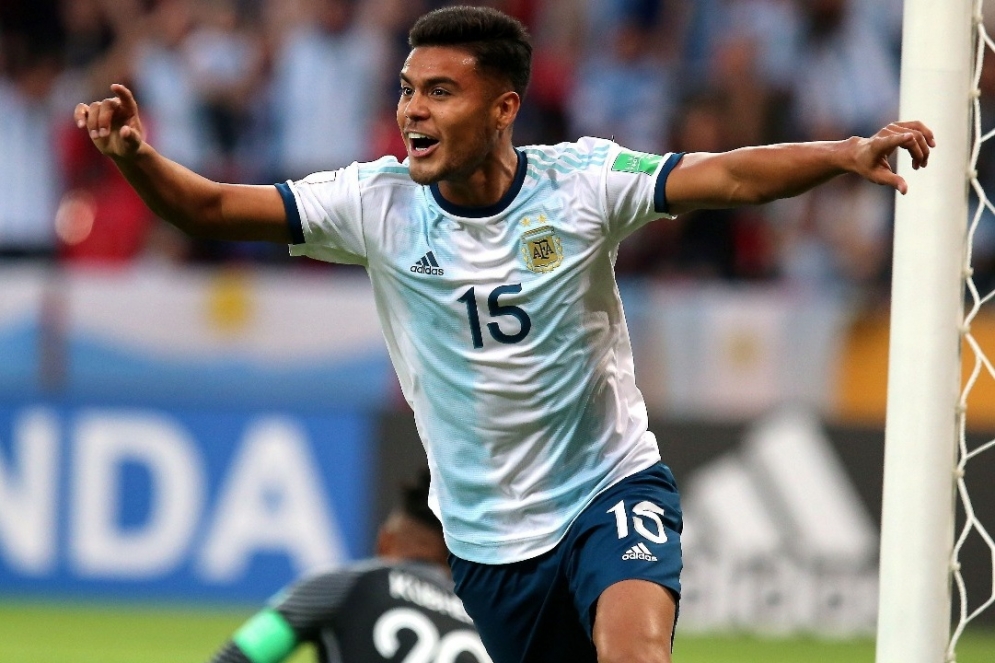 Vera marcando un gol con la albiceleste en el Mundial Sub 20 de Polonia 2019.