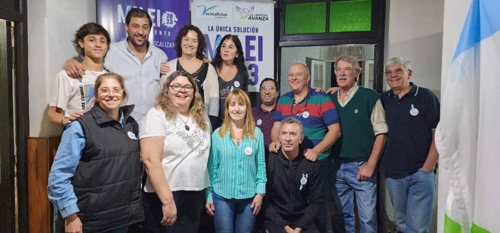 Una postal del armado local del &quot;Mileimismo&quot; el día de la presentación de la mesa política.
