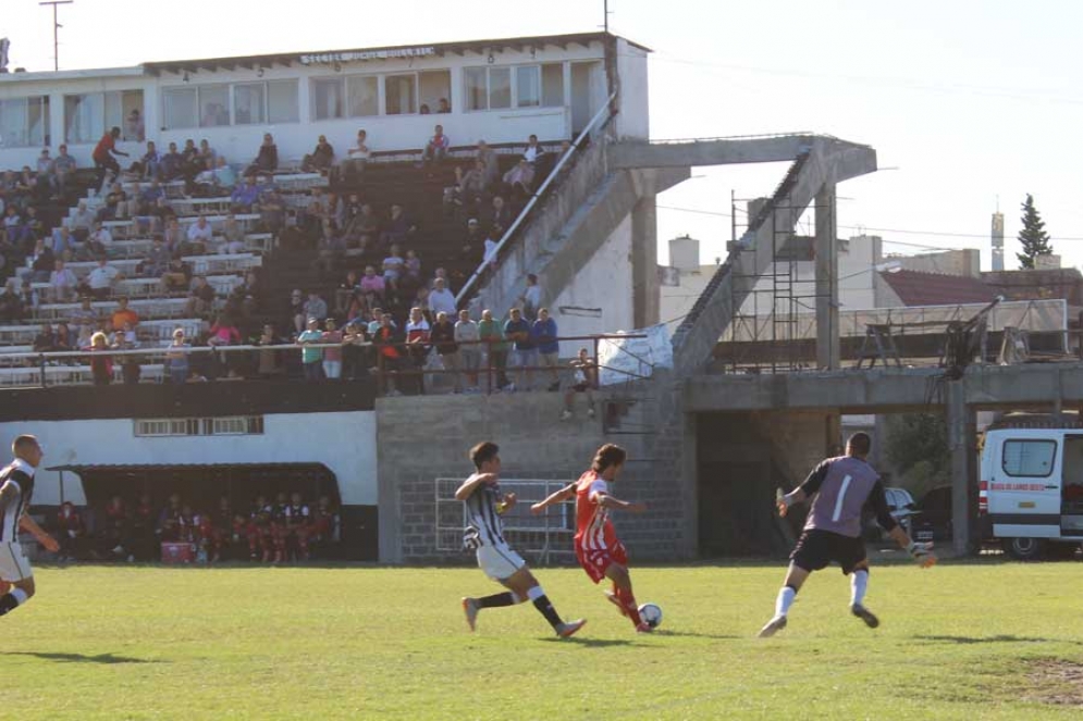 Cañuelas le empató el partido a El Porvenir sobre el final.