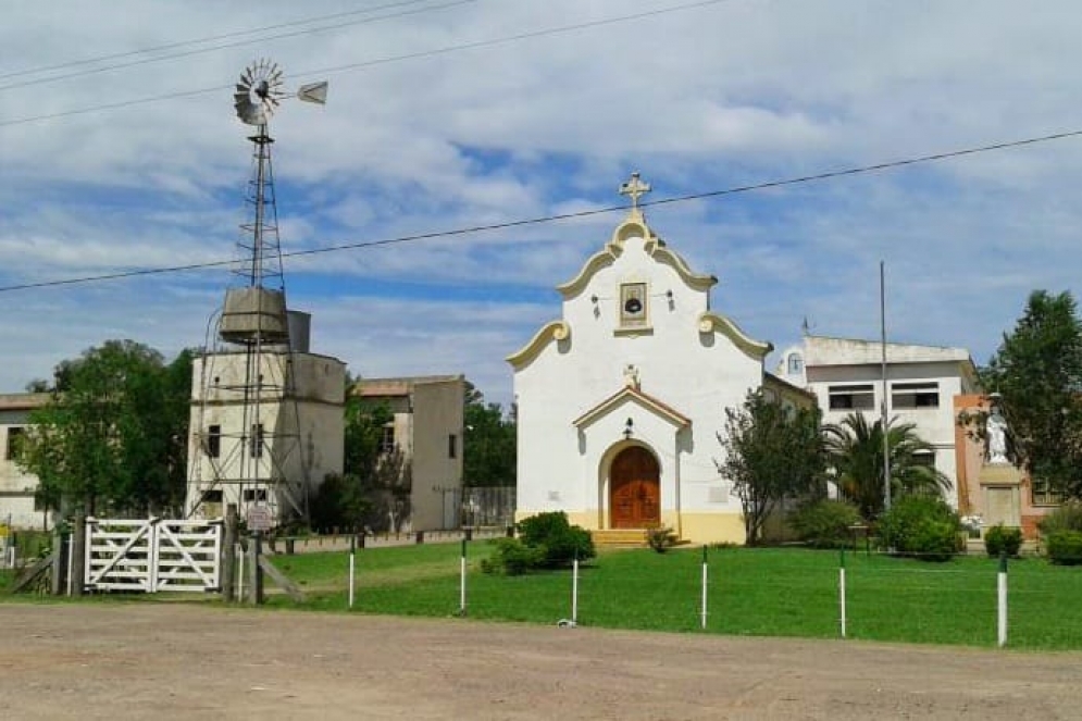 La escuela ubicada en la localidad de Uribelarrea.