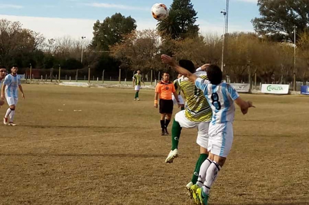 Uribe sigue adelante en la Liga Lobense. 