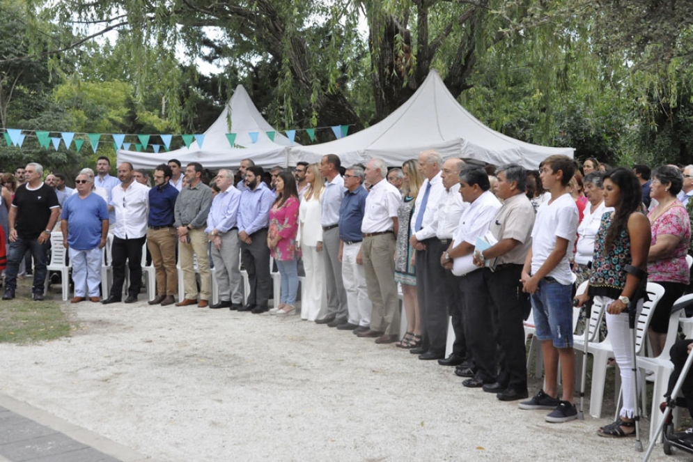 El acto oficial en pleno desarrollo.